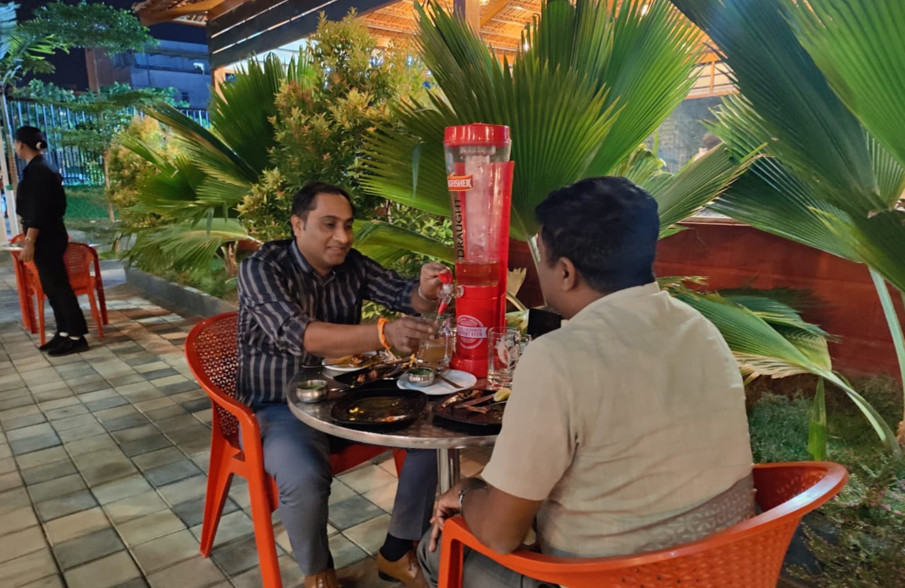 GM Restaurant customers