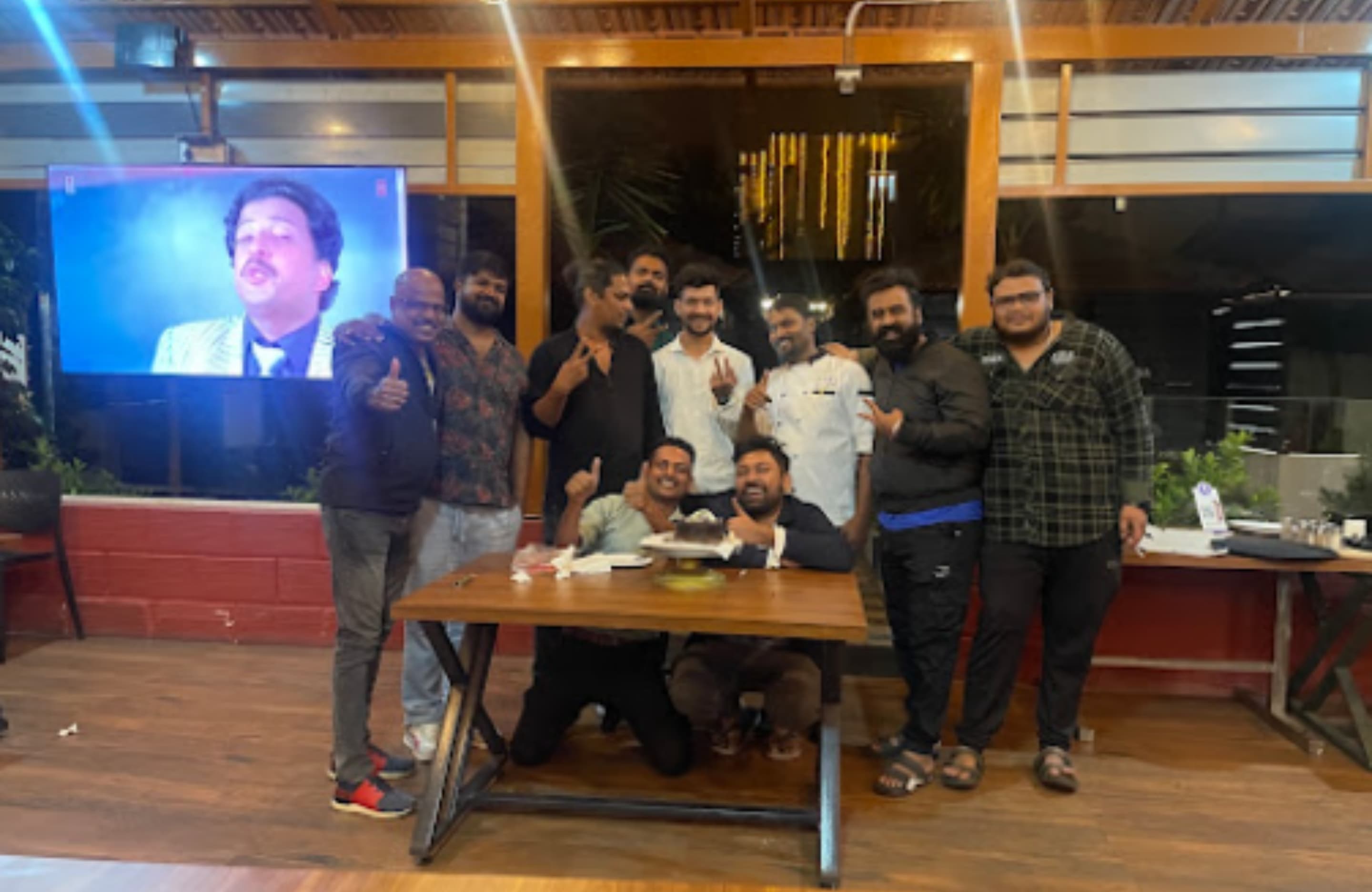 GM Restaurant customers