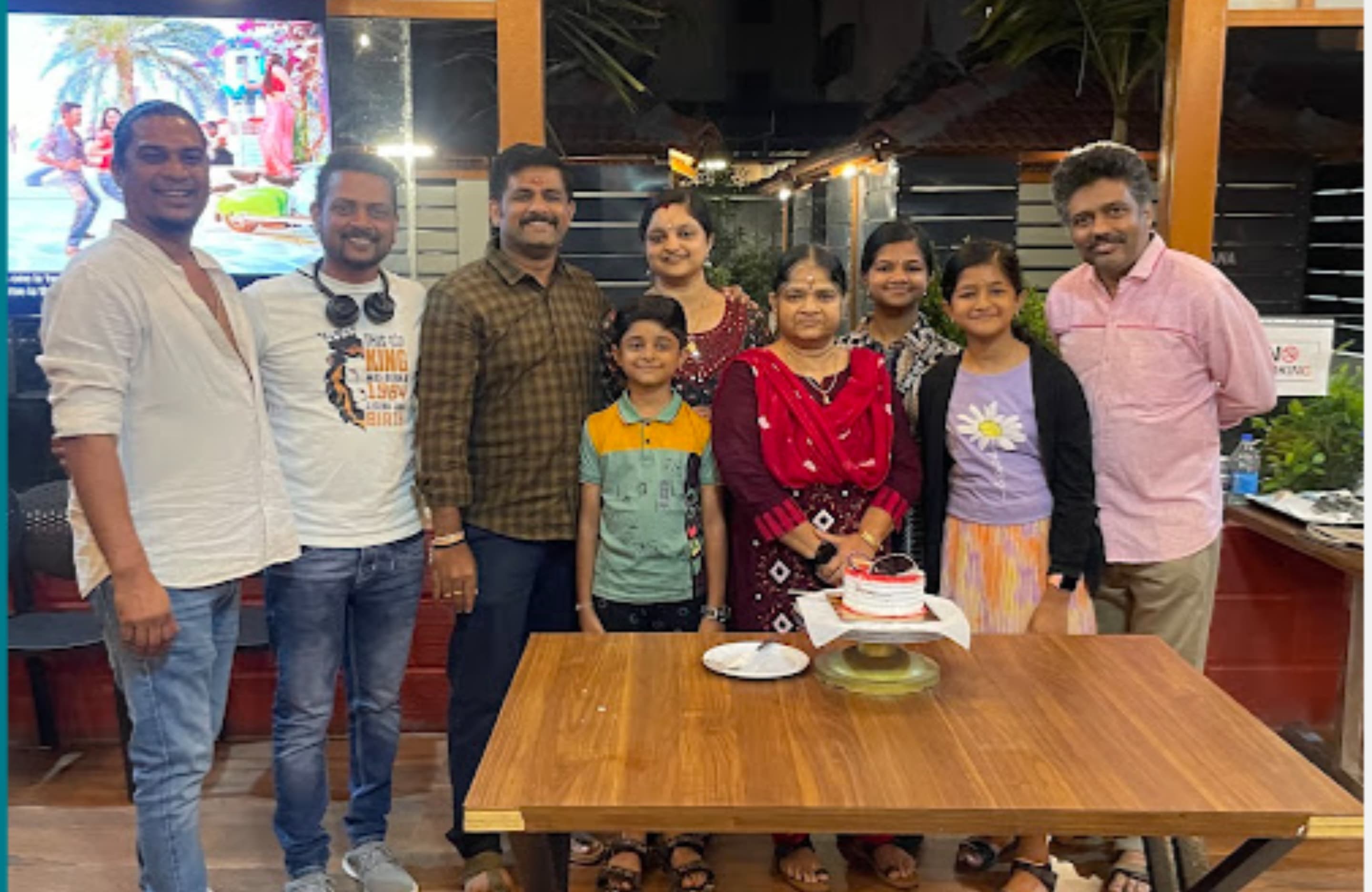 GM Restaurant customers